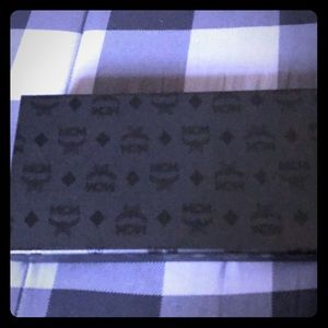 MCM Zip Around Wallet In Visetos Original